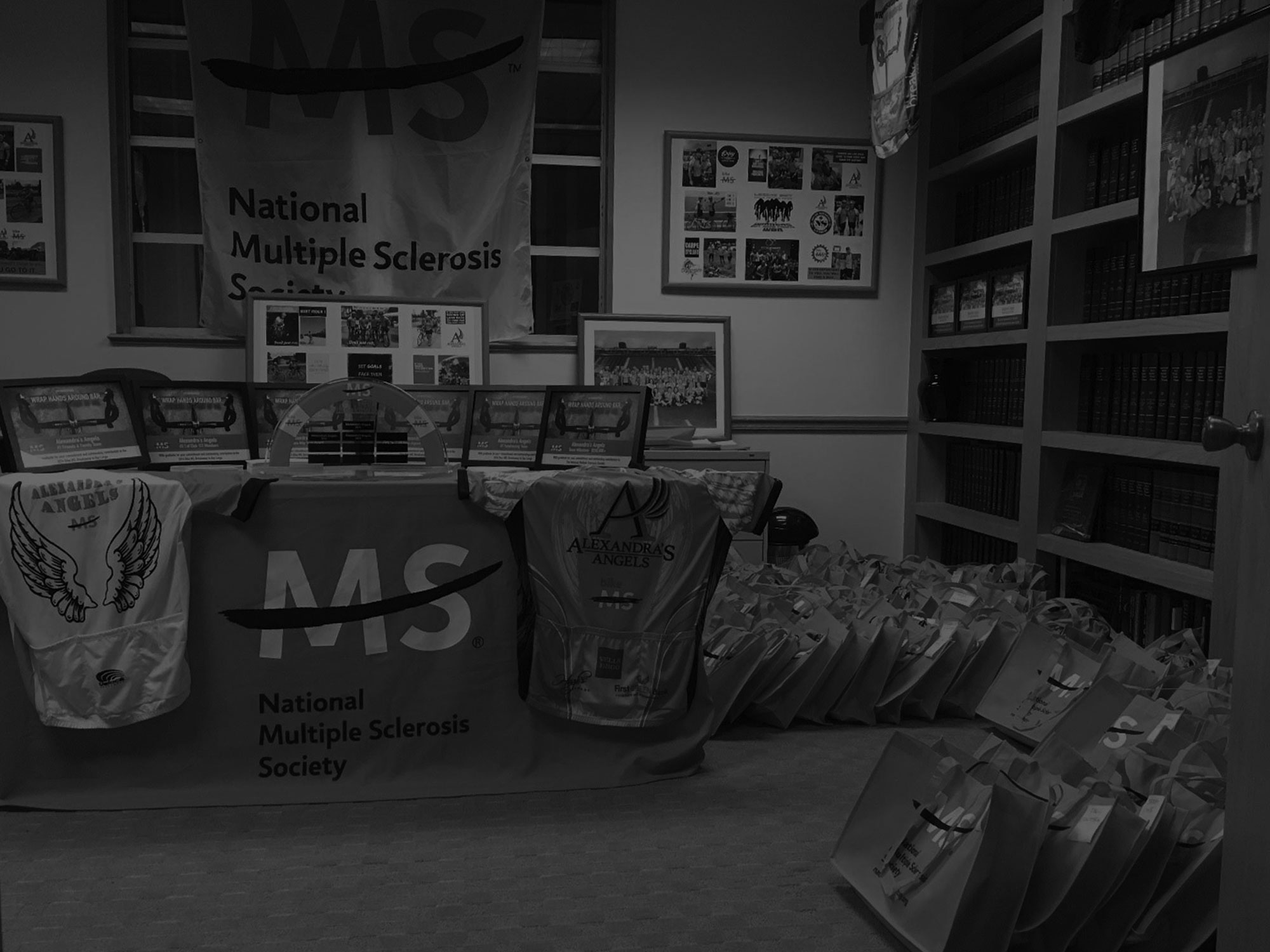 homepage-WarRoomPic1-bw - Alexandra's Angels MS Foundation